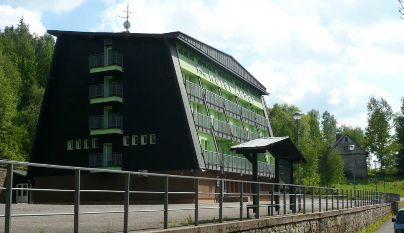 HOTEL ACHÁT Janov nad Nisou